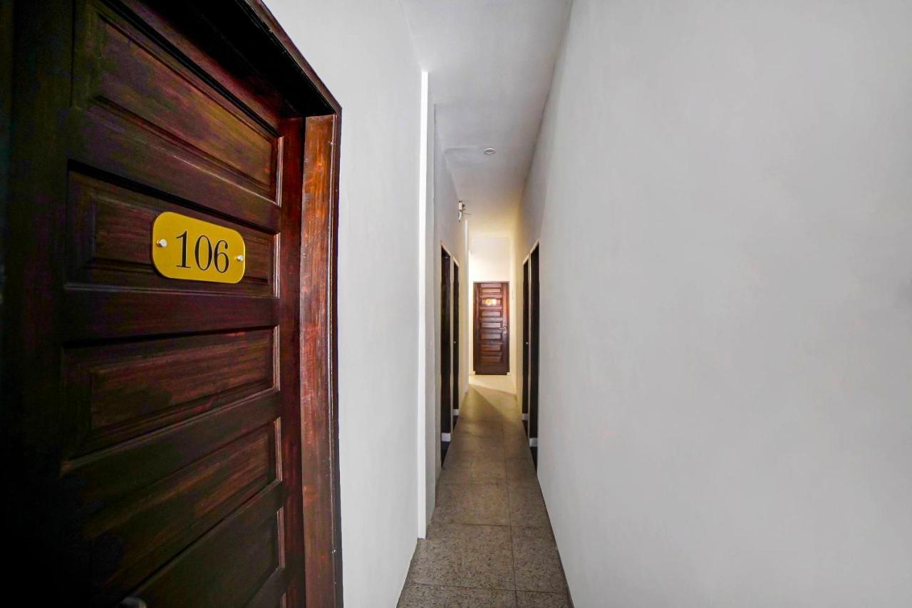 Oyo 91211 Mega Comfort Guest House Medan Exteriör bild