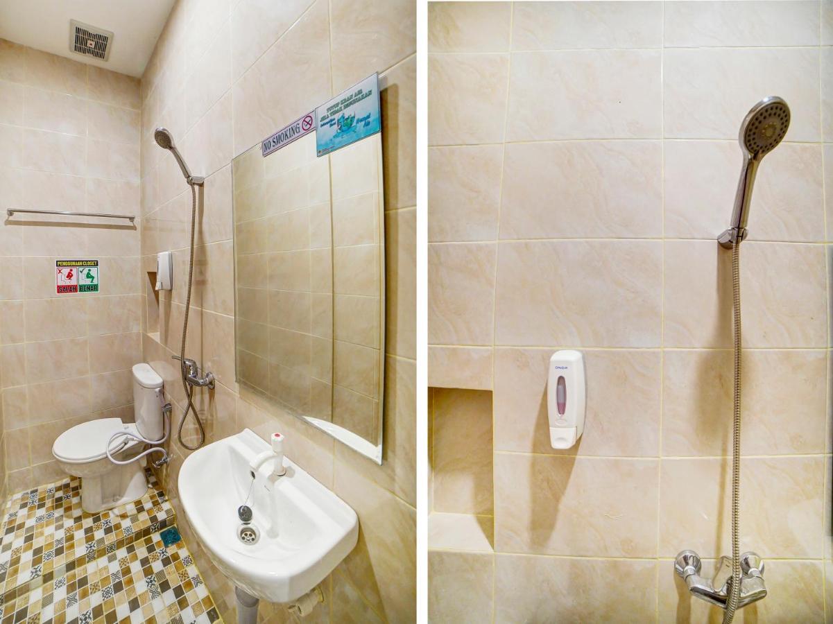Oyo 91211 Mega Comfort Guest House Medan Exteriör bild